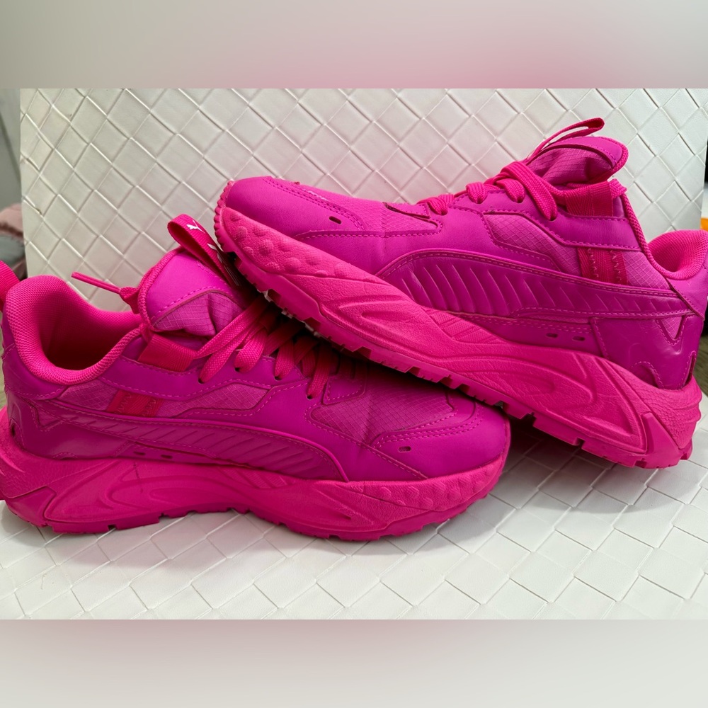 Puma Women's RS Trck Bright Days Lace Up Women’s Hot Pink Sneakers size 8
